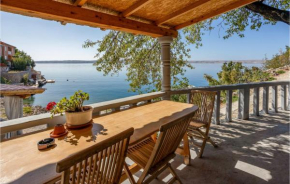 3 Bedroom Gorgeous Home In Lukovo Sugarje